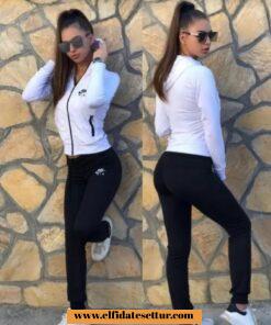 Kapşonlu fermuarlı eşofman takımı