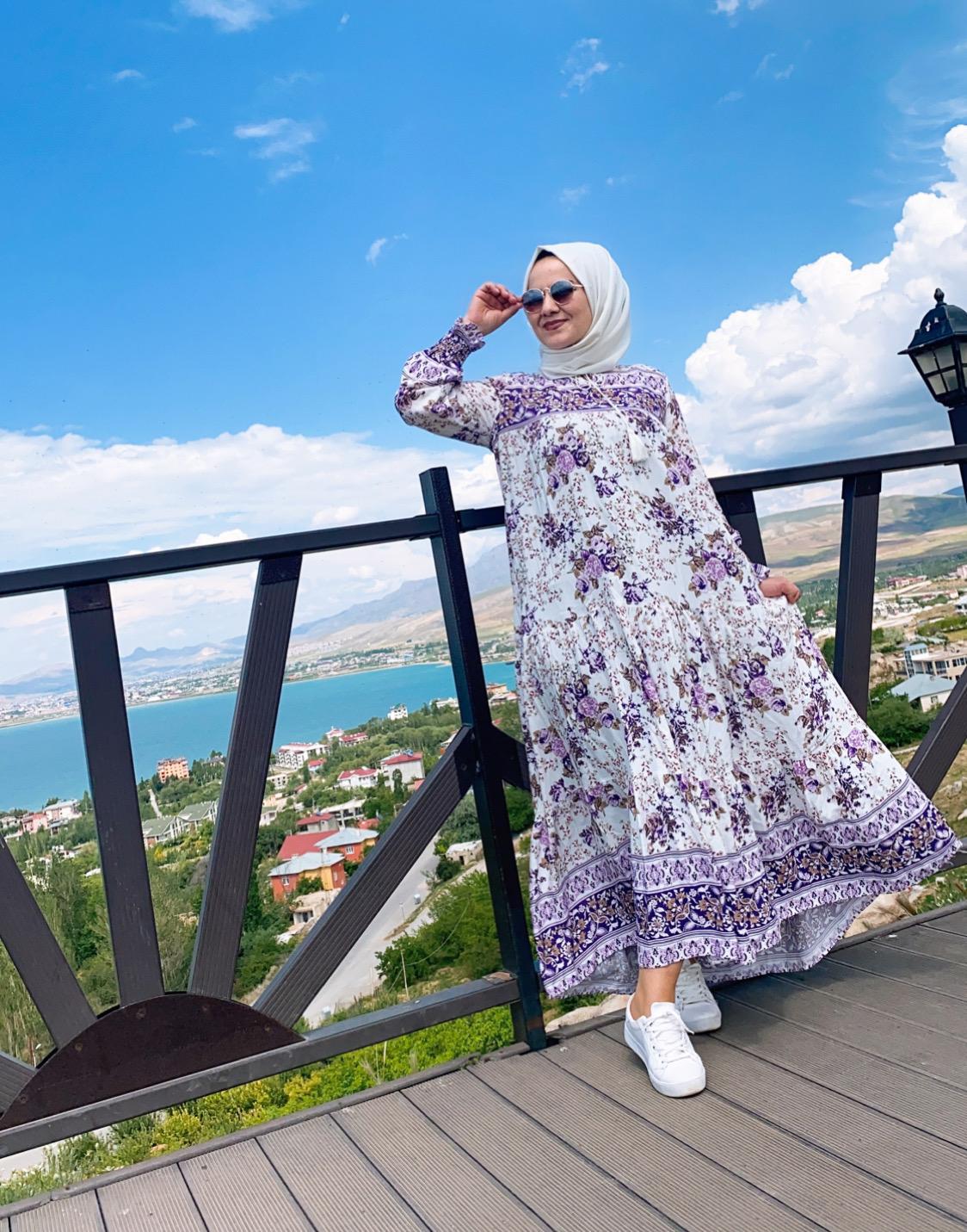 Viskon bağcıklı elbise - Görsel 8