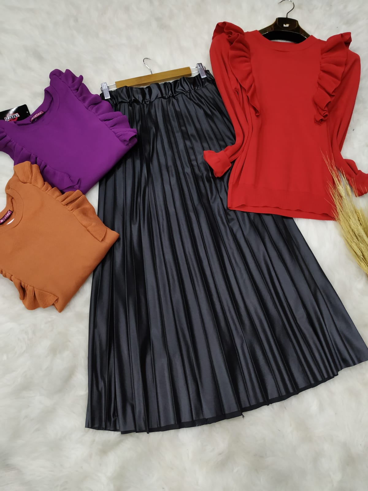 Deri görünümlü etek triko badi takım - Görsel 3