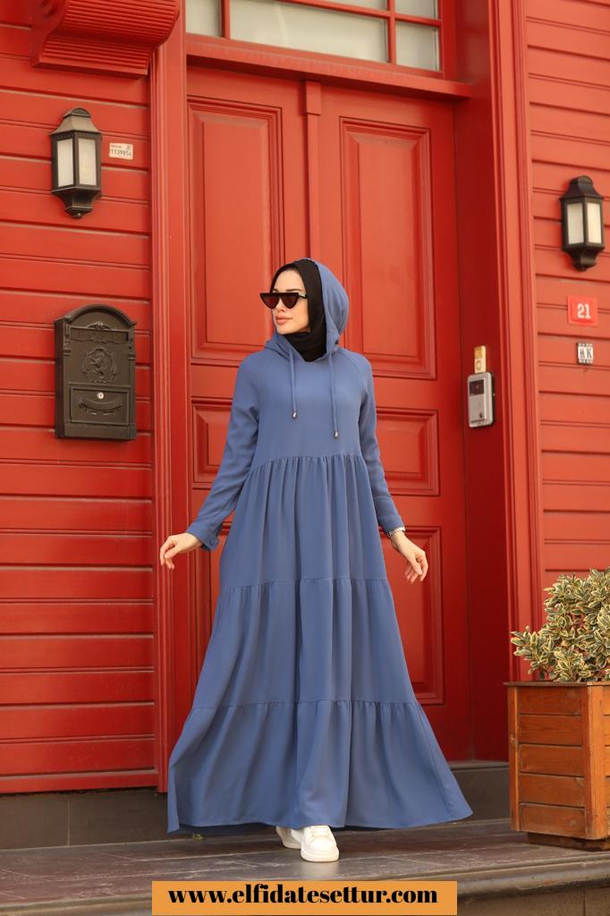 Kapüşonlu krep kat kat elbise - Görsel 2