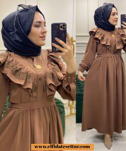 Ayrobin fırfırlı elbise