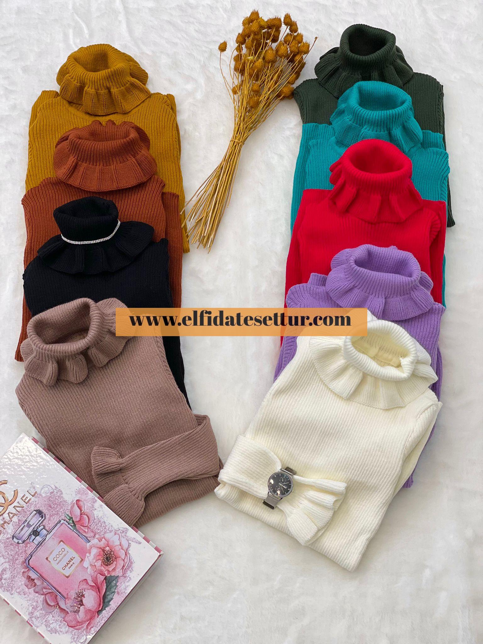 Kolları Fırfırlı Boğazlı Triko Kazak