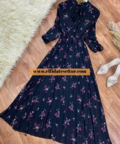 Çiçek desenli elbise