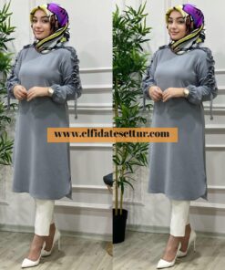 Ayrobin ela tunik