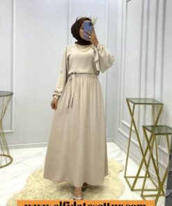 Ayrobin etekli bluzlu hazal takım