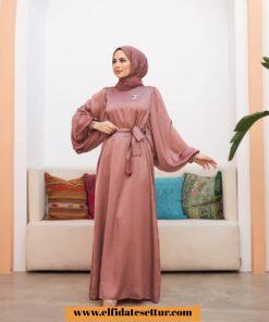 Saten kumaş balon kol elbise