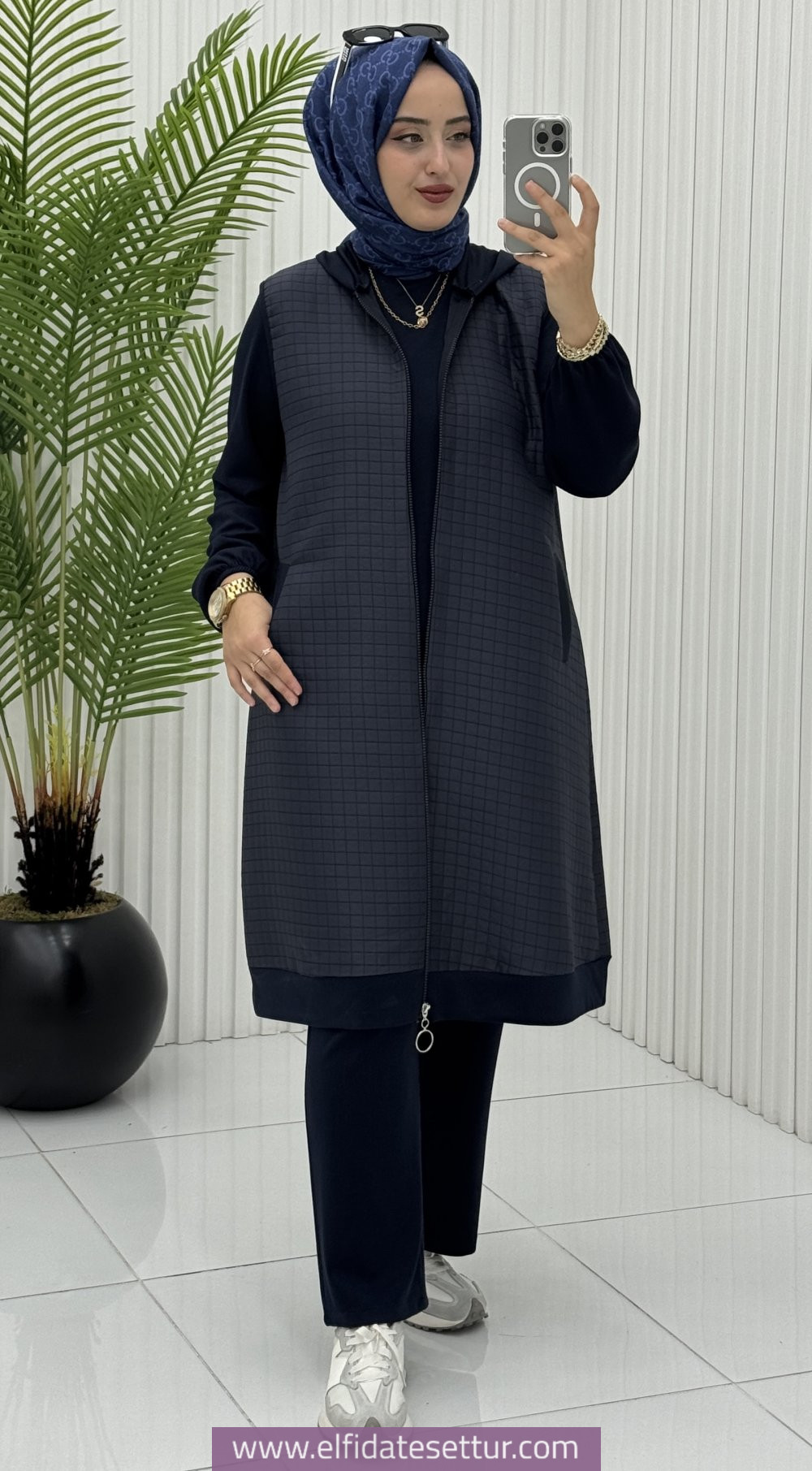 Kapitone yelekli üçlü takım - Görsel 2