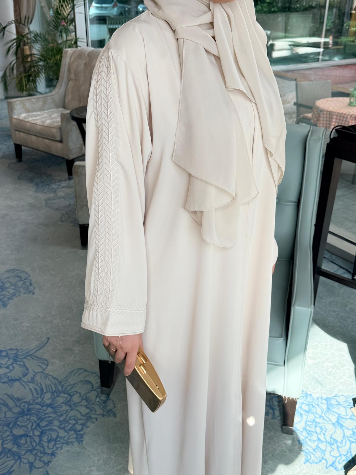 Liyana Dubai İpek Kumaş Büyük Beden Abaya Elbise - Görsel 11