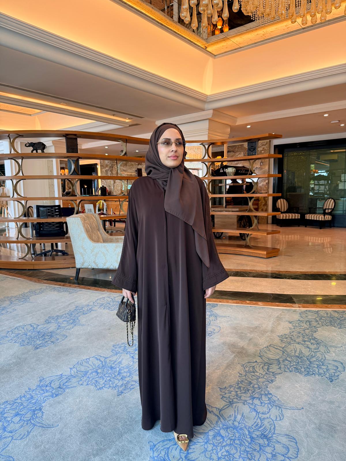 Liyana Dubai İpek Kumaş Büyük Beden Abaya Elbise - Görsel 6