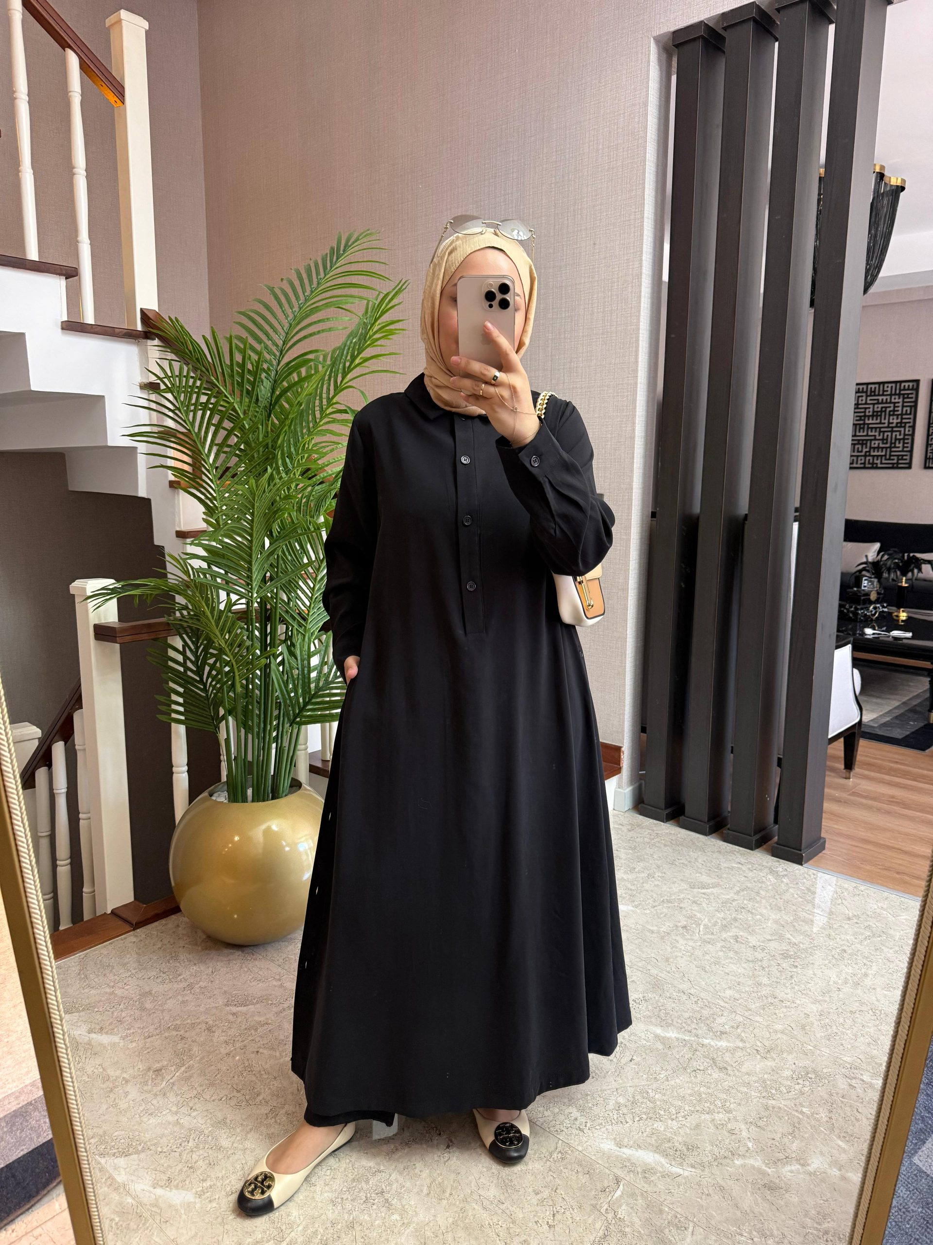 Minimal Tasarım Düğme Tesettür Takım - Görsel 15