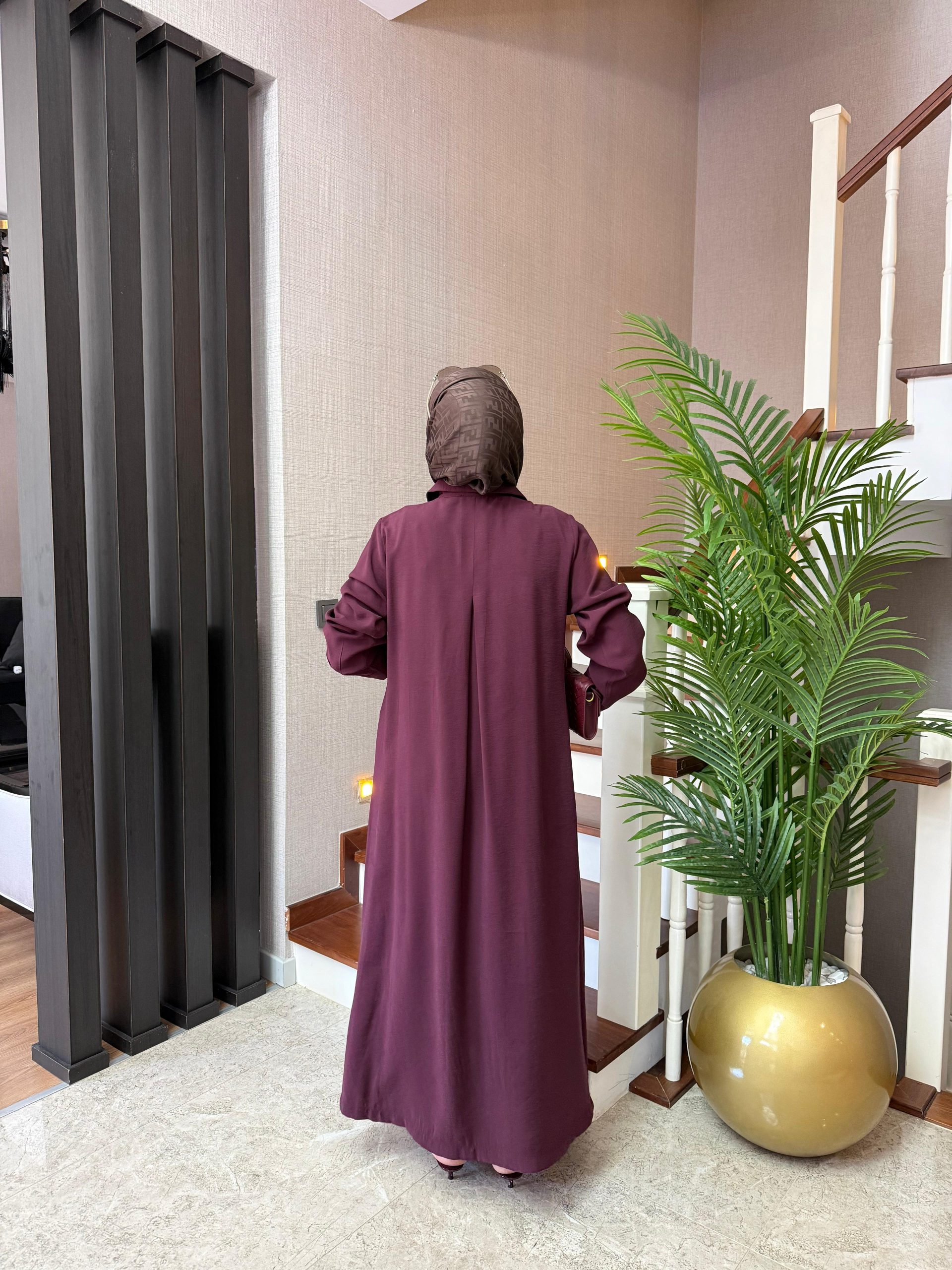 Minimal Tasarım Düğme Tesettür Takım - Görsel 2