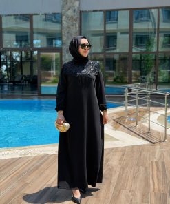 Nazlı Siyah Krep Tesettür Elbise